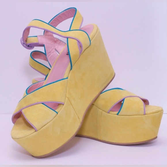 Platform Wedges Suede Soft Yellow. Pollini. Size 10 - Picture 7 of 8